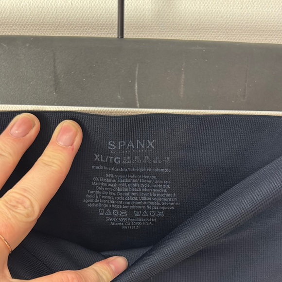 Spanx Leggings - Women's XL - Picture 2 of 3